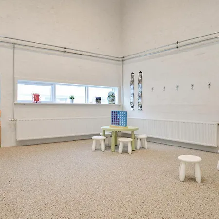 Gorgeous In With Wifi דירה